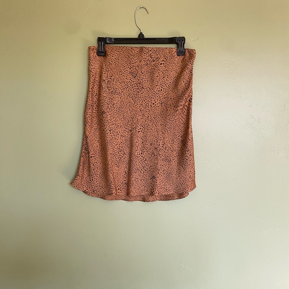 Babaton Silk Mini Skirt - Picture 5 of 5